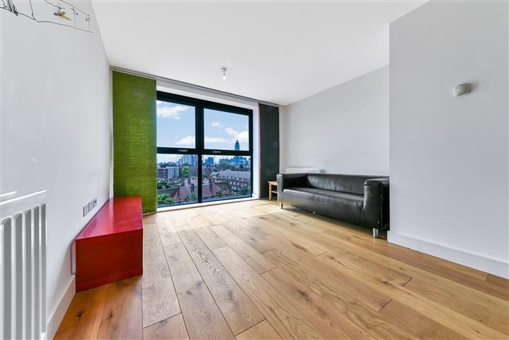 Property photo 1 of 6 Living Room
