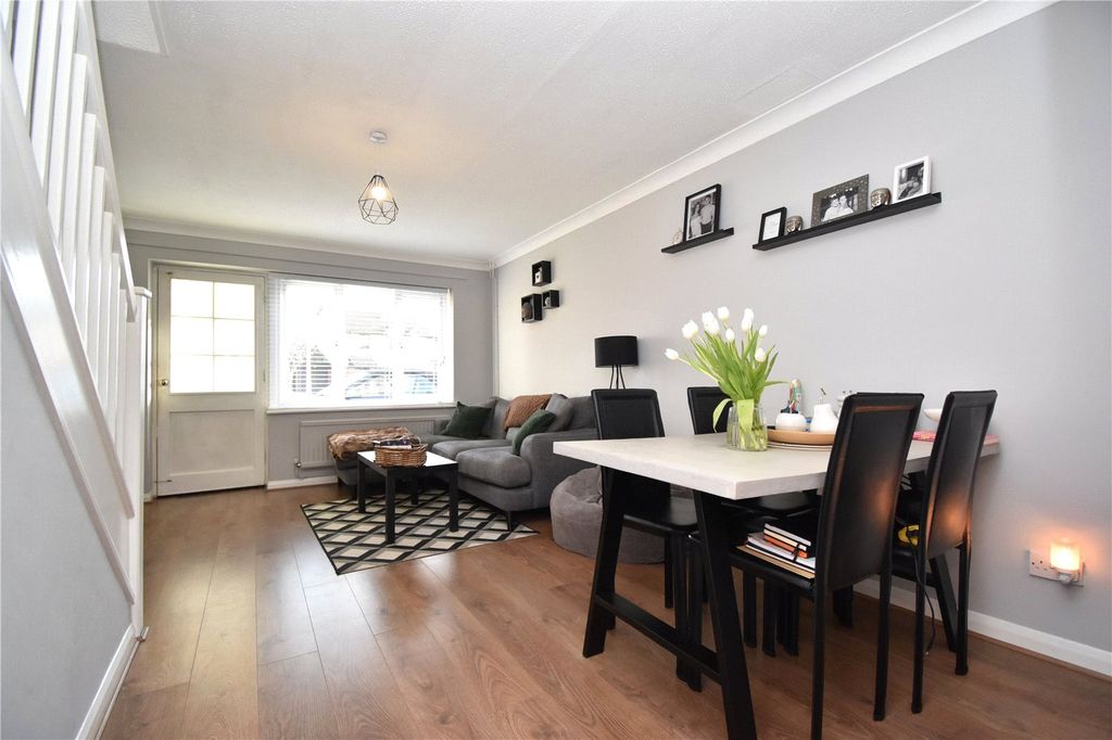 Property photo 3 of 15 Picture No. 04