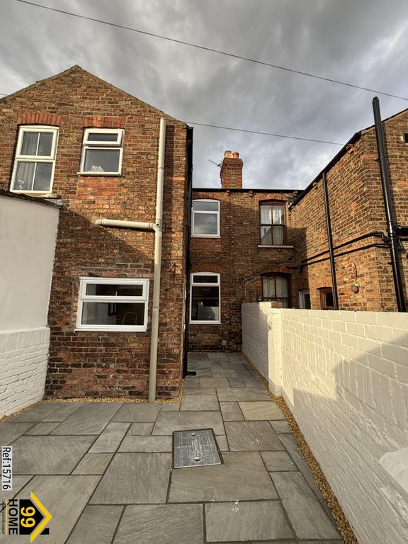 Property photo 3 of 13 Photo 2