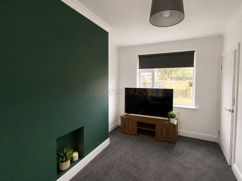 Property photo 3 of 7 P17