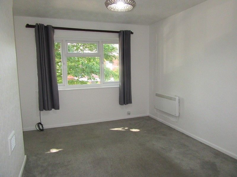Property photo 2 of 12 Living Room
