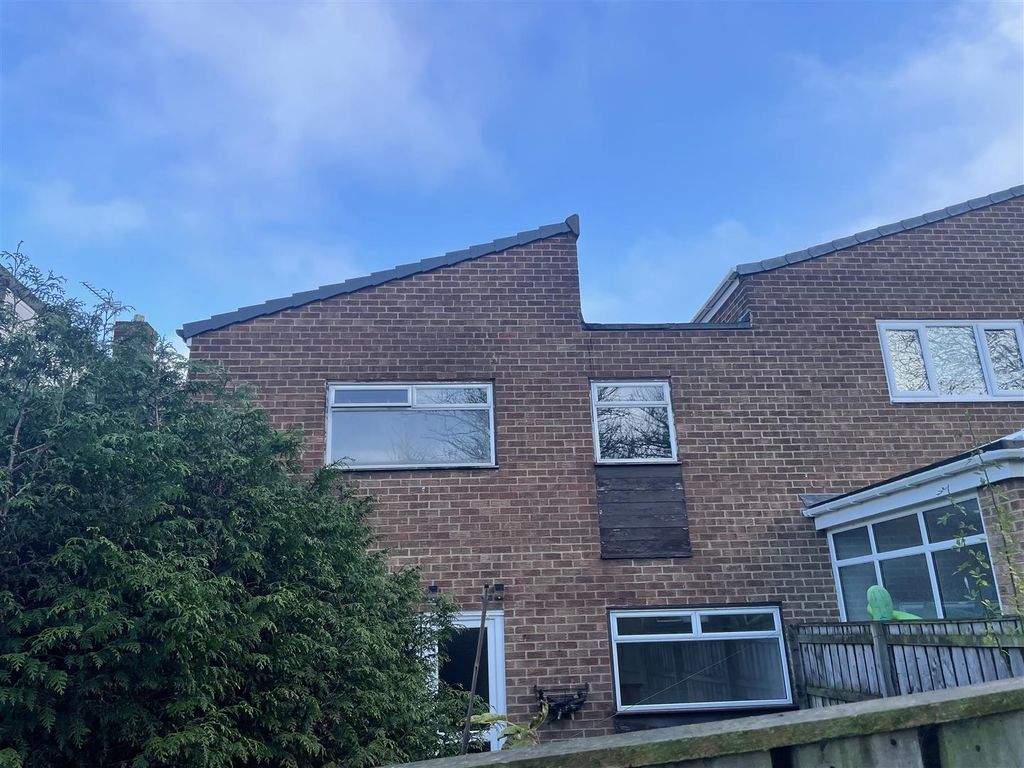 Property photo 1 of 9 32 Shi.Jpeg