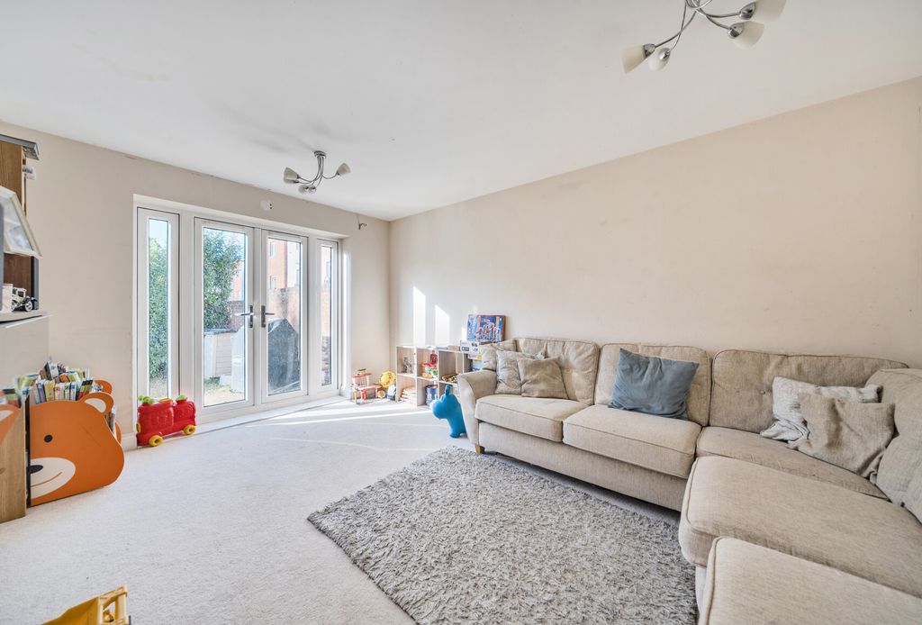 Property photo 2 of 18 1345461-9-68B1E9E...