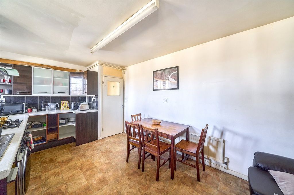 Property photo 3 of 9 Picture No. 04