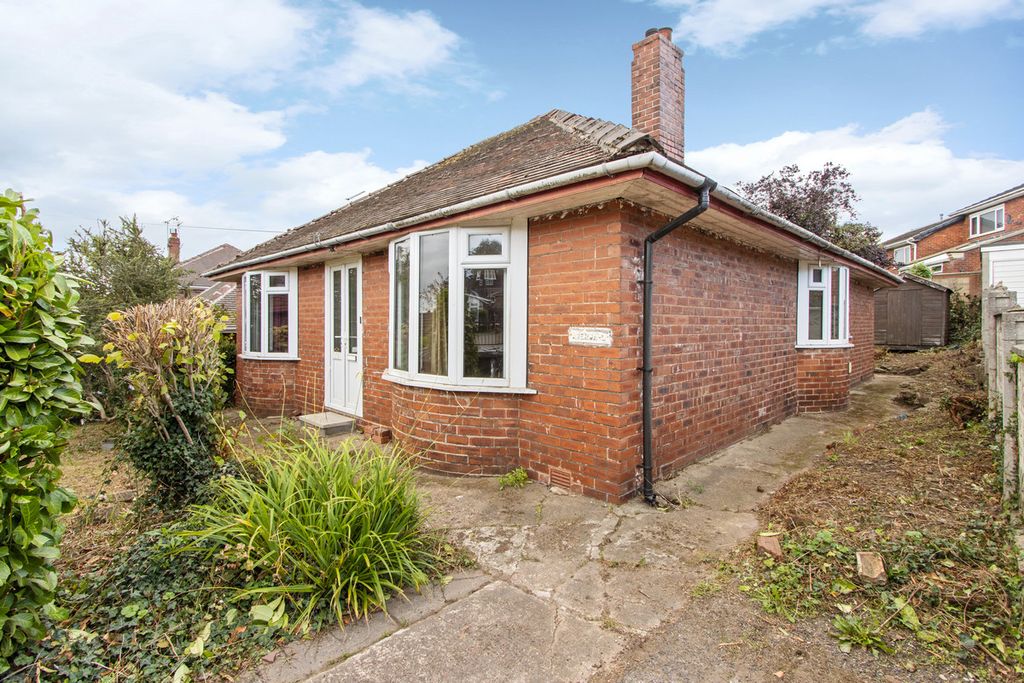 Property photo 2 of 10