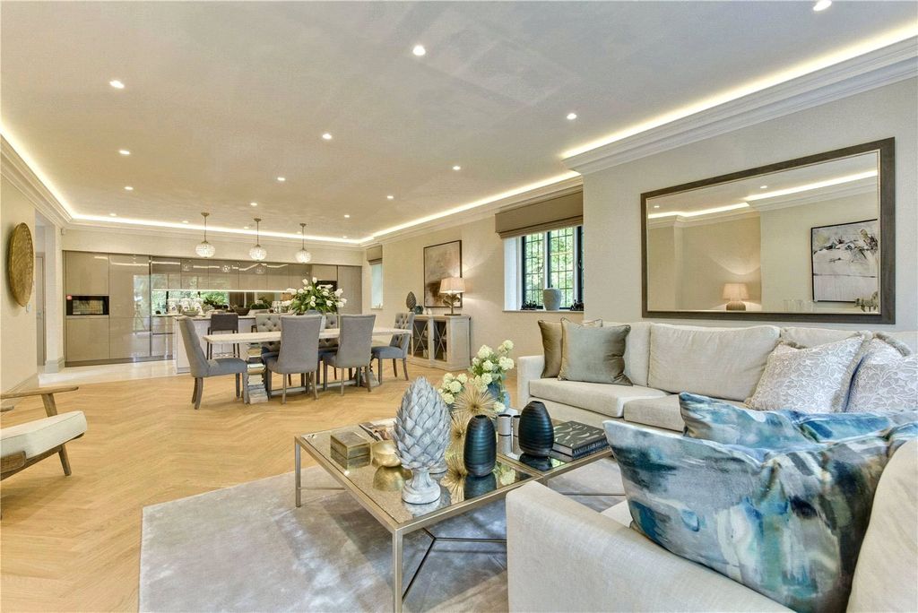 Property photo 1 of 10 Reception Room