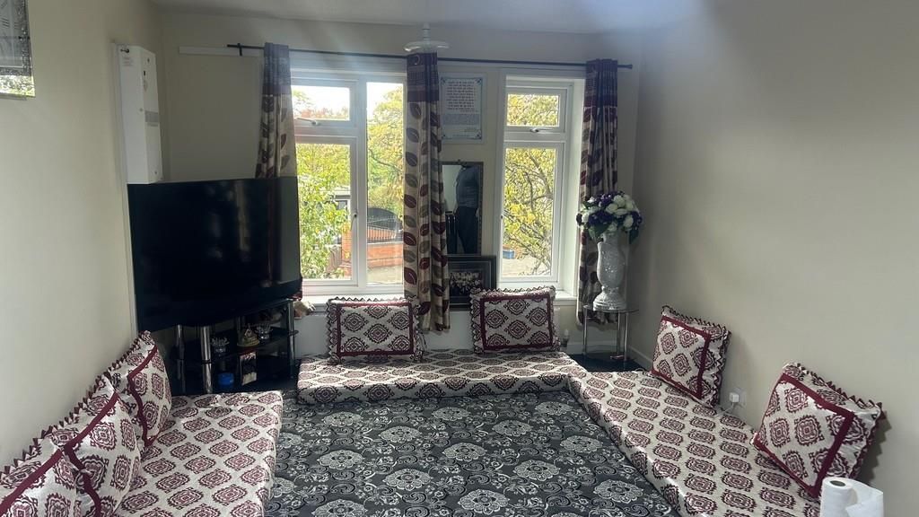 Property photo 3 of 5