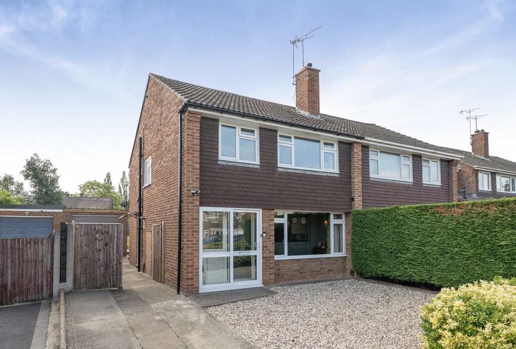 Property photo 1 of 19 1476654-20-6A3115...