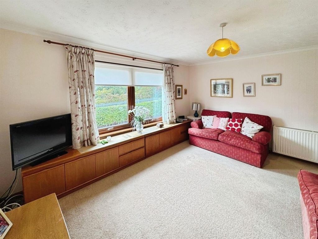 Property photo 3 of 17 3.Jpg