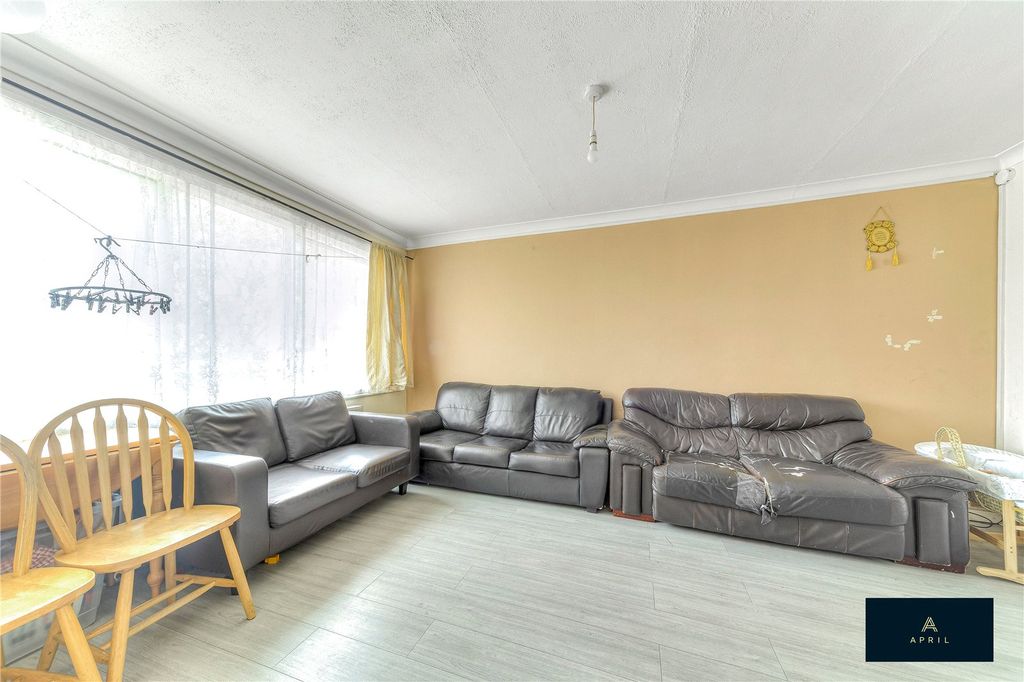 Property photo 3 of 10 Picture No. 07