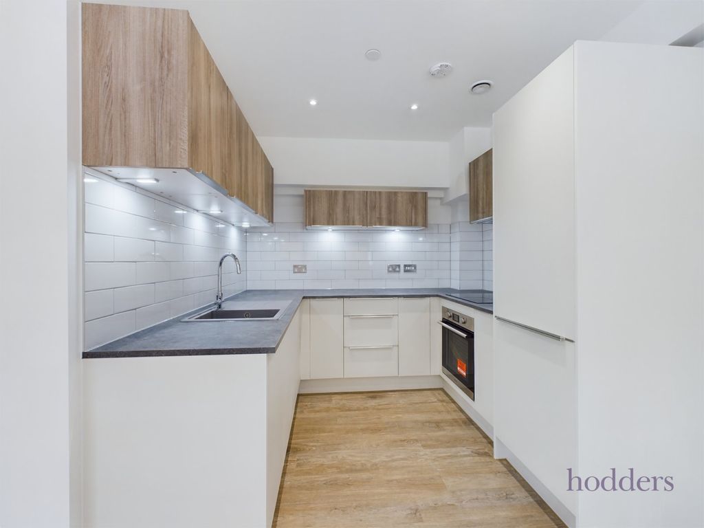 Property photo 3 of 12 Picture No. 13