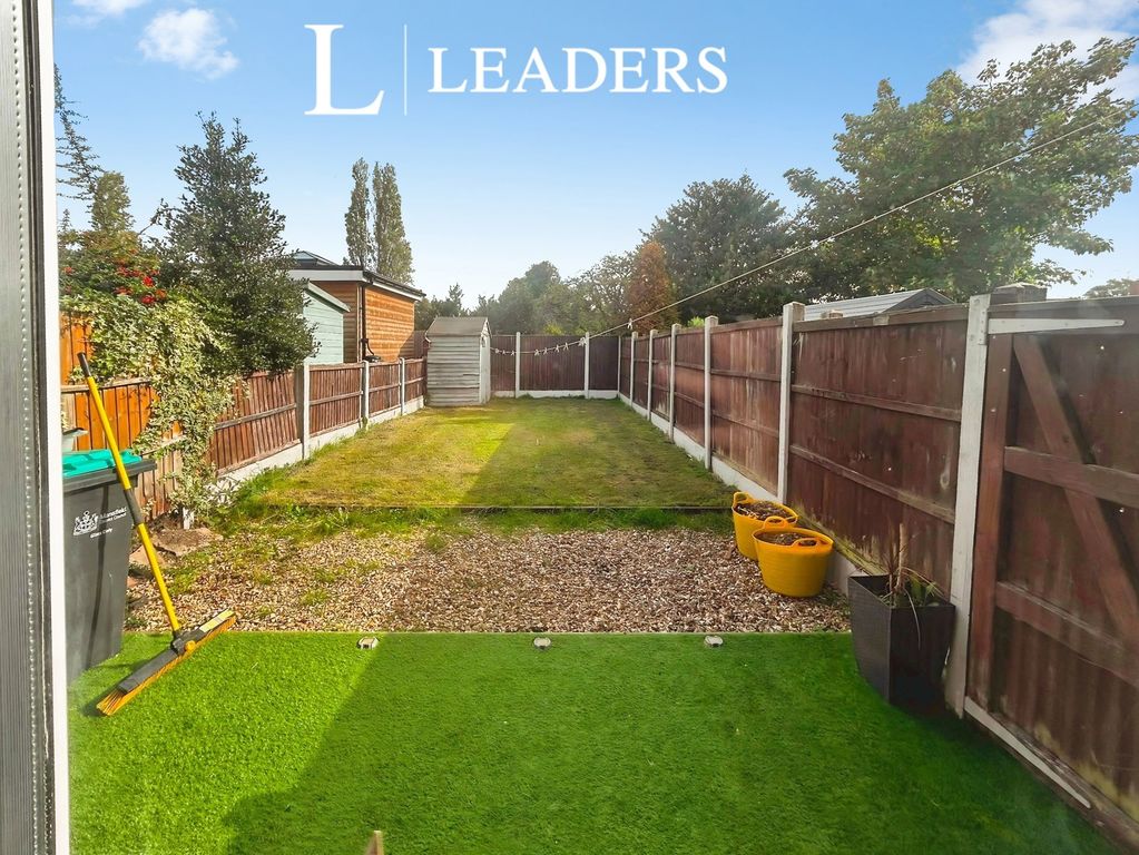 Property photo 3 of 9 3