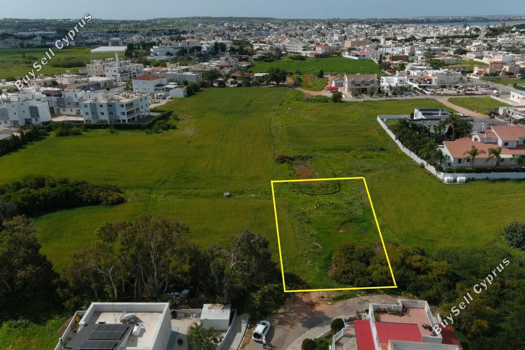 Property photo 2 of 3