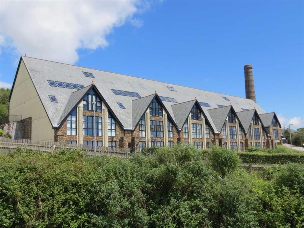 Property photo 1 of 19