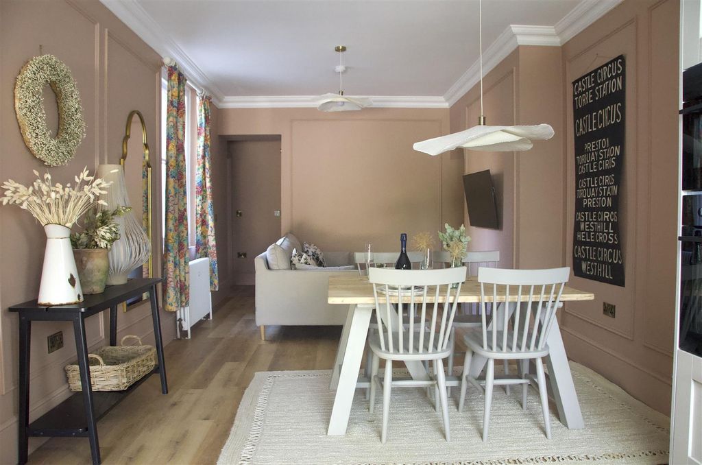 Property photo 3 of 16 Apt 1 - 7 .Jpg
