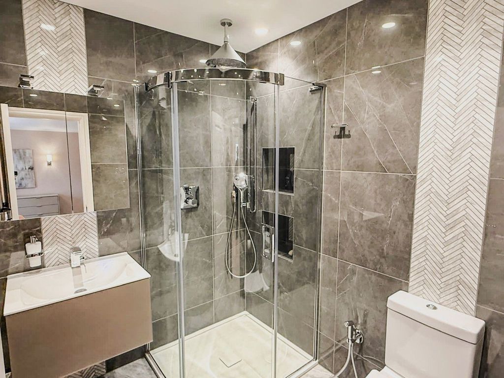 Additional image 7 of 5 bed semi-detached house for saleRavenor Park Road, Greenford UB6