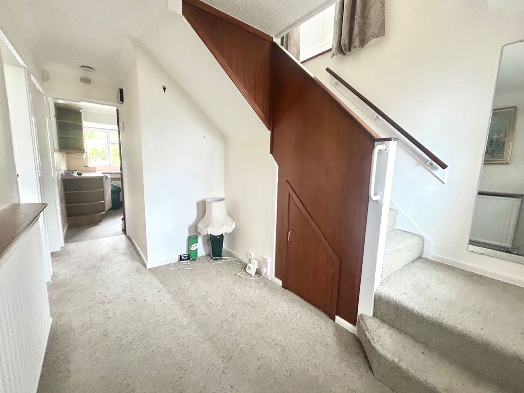 Property photo 3 of 23
