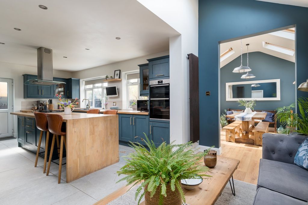 Property photo 3 of 30