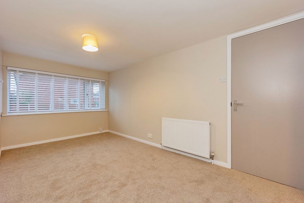 Property photo 3 of 24 Bedroom 4