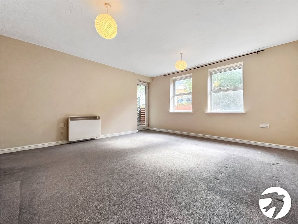 Property photo 2 of 12 Picture No. 06