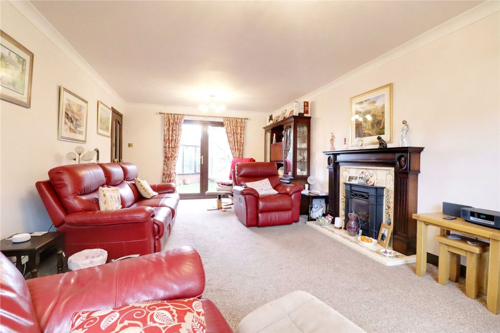 Property photo 3 of 26 Picture No. 19