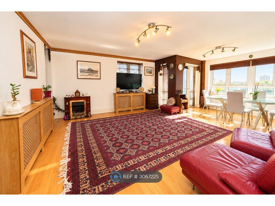 Property photo 1 of 28
