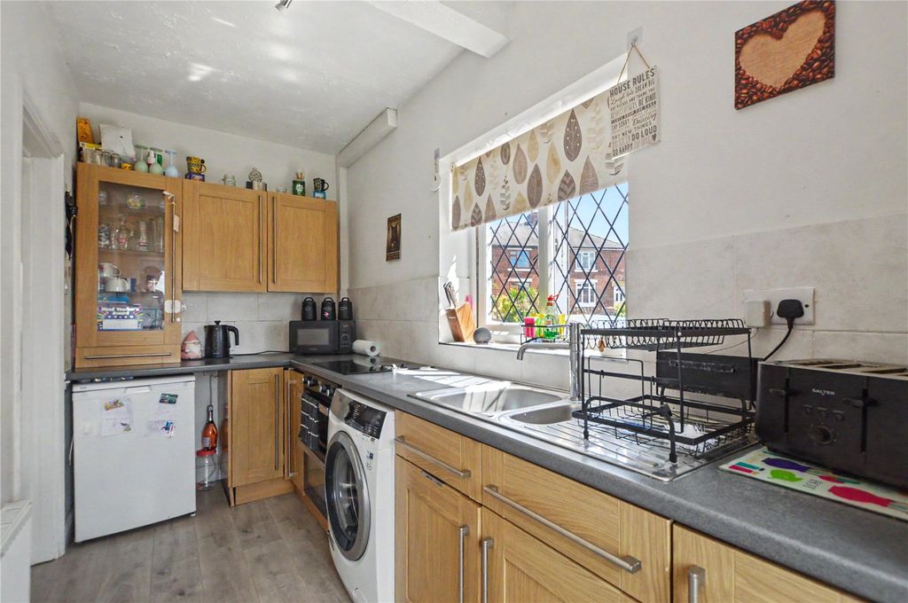 Property photo 3 of 16 Picture No. 05