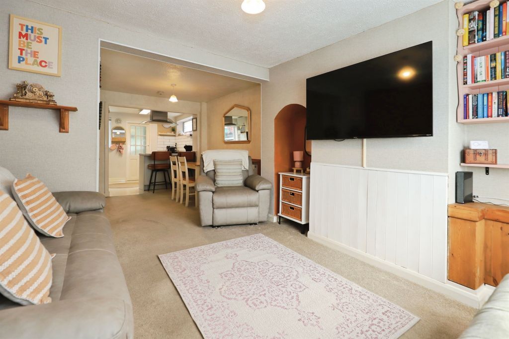 Property photo 3 of 20