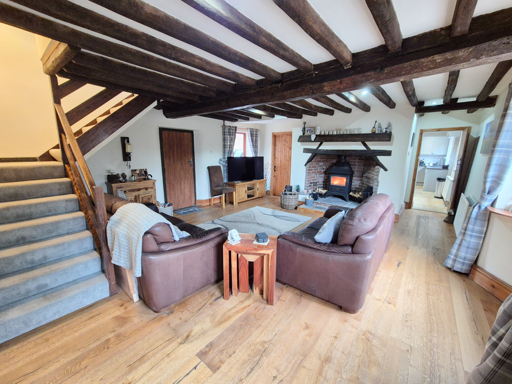 Property photo 1 of 28