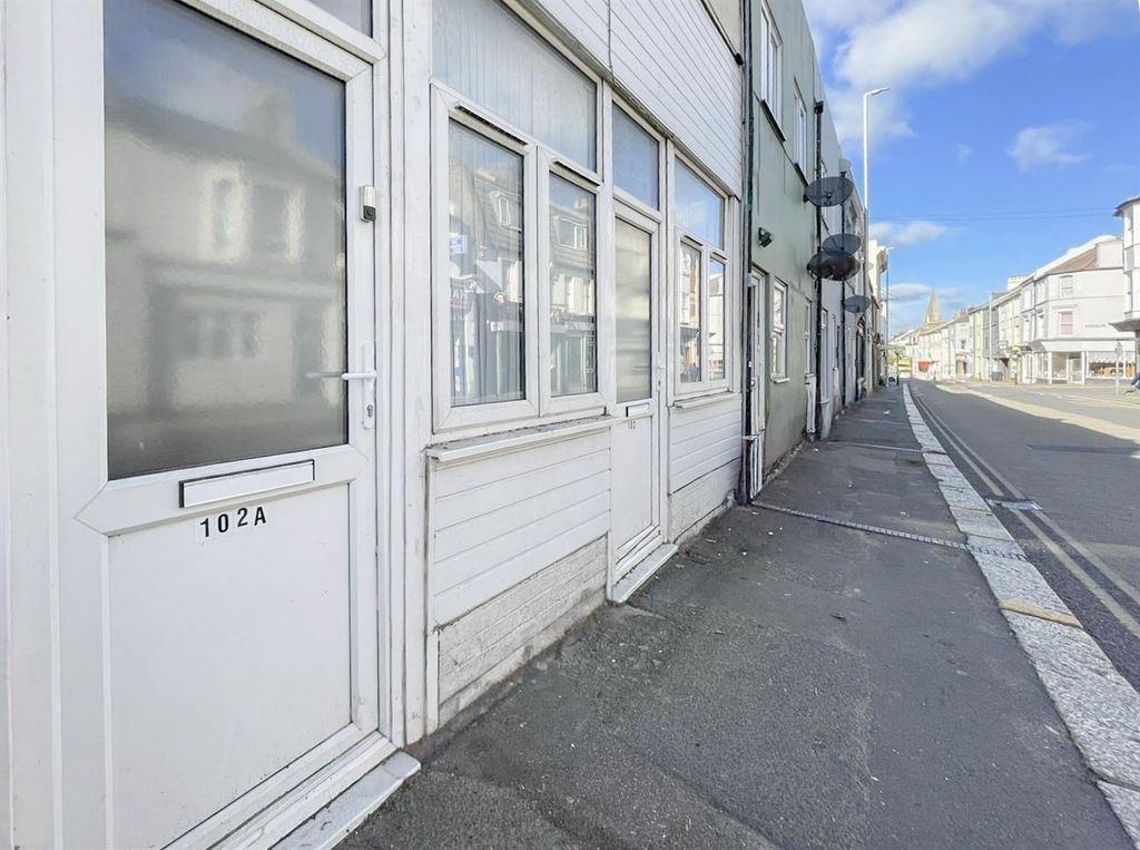 Property photo 1 of 11 Front