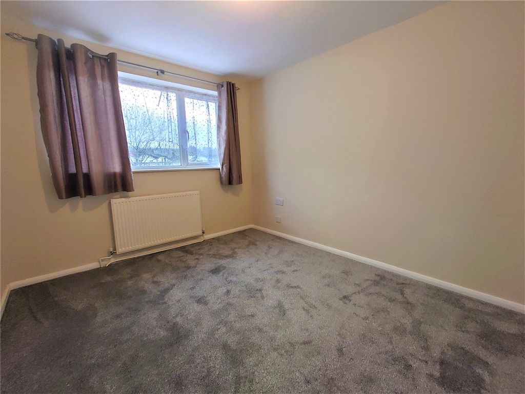 Property photo 3 of 11 Bedroom One