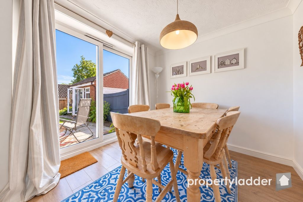 Property photo 2 of 25 Bright Rustic Dining Room With Garden View