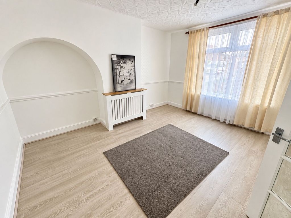Property photo 3 of 12 Living Room