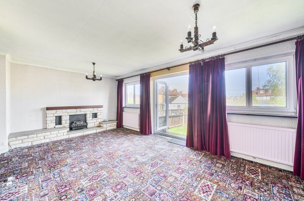 Property photo 3 of 12 1441524 (6)