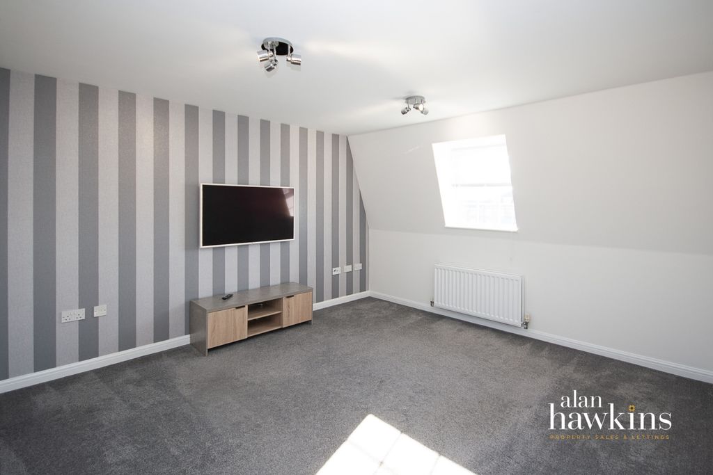Property photo 3 of 9 Img_0281