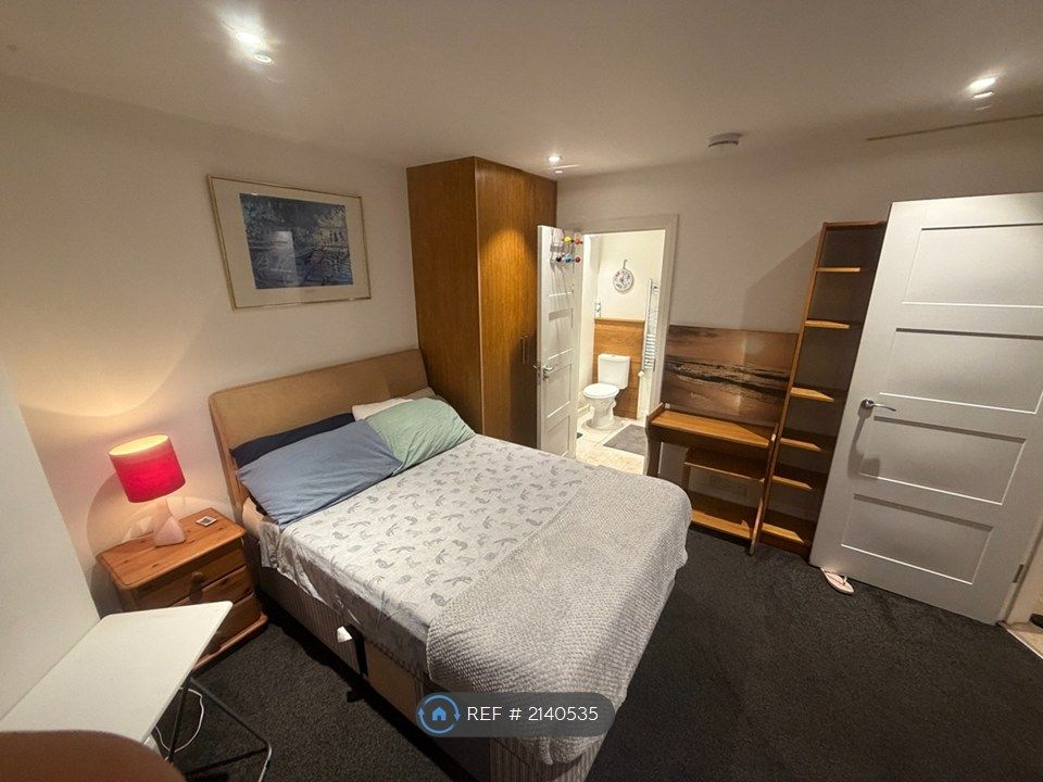 Property photo 3 of 19