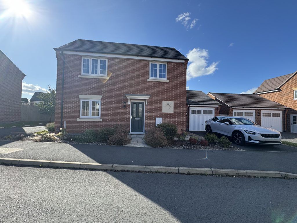 Property photo 1 of 11