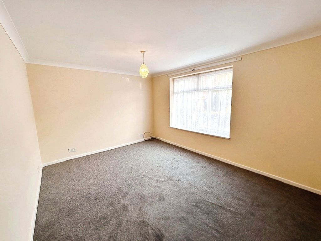 Property photo 3 of 15 Picture No. 10