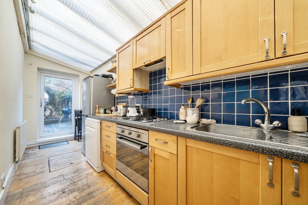 Property photo 3 of 16 Picture No. 04