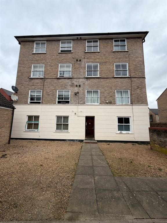 Property photo 2 of 12