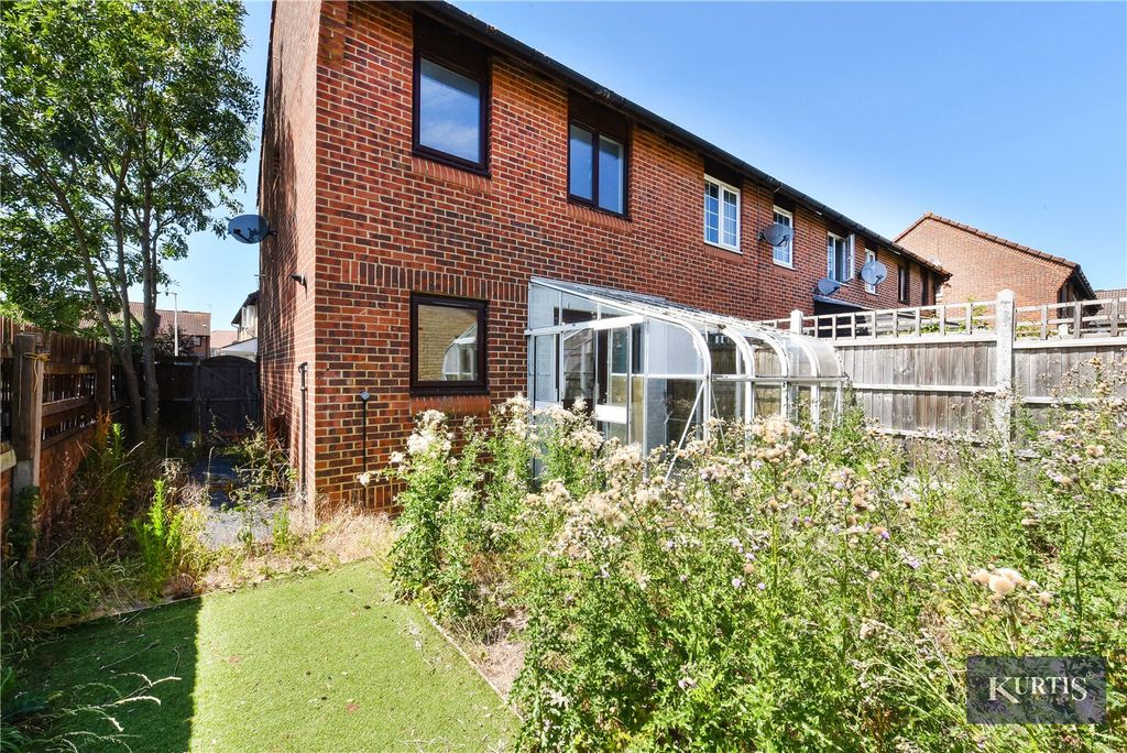 Property photo 2 of 16 Picture No. 15
