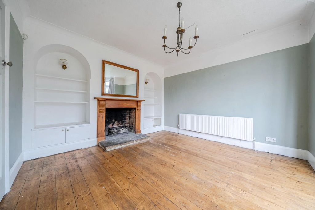 Property photo 3 of 13 1376729-6-69170A42A1E63.Jpg