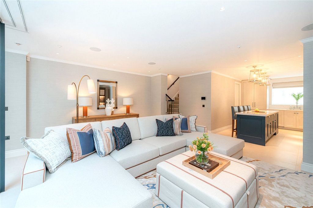 Property photo 3 of 38 Picture No. 54