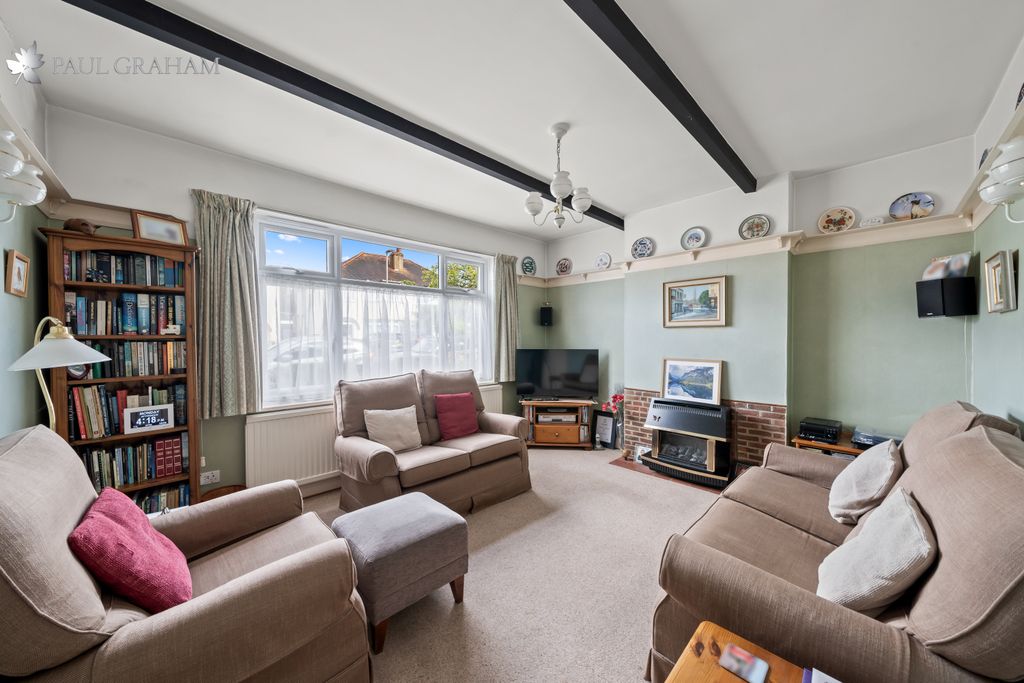 Property photo 3 of 18 Dsc09312