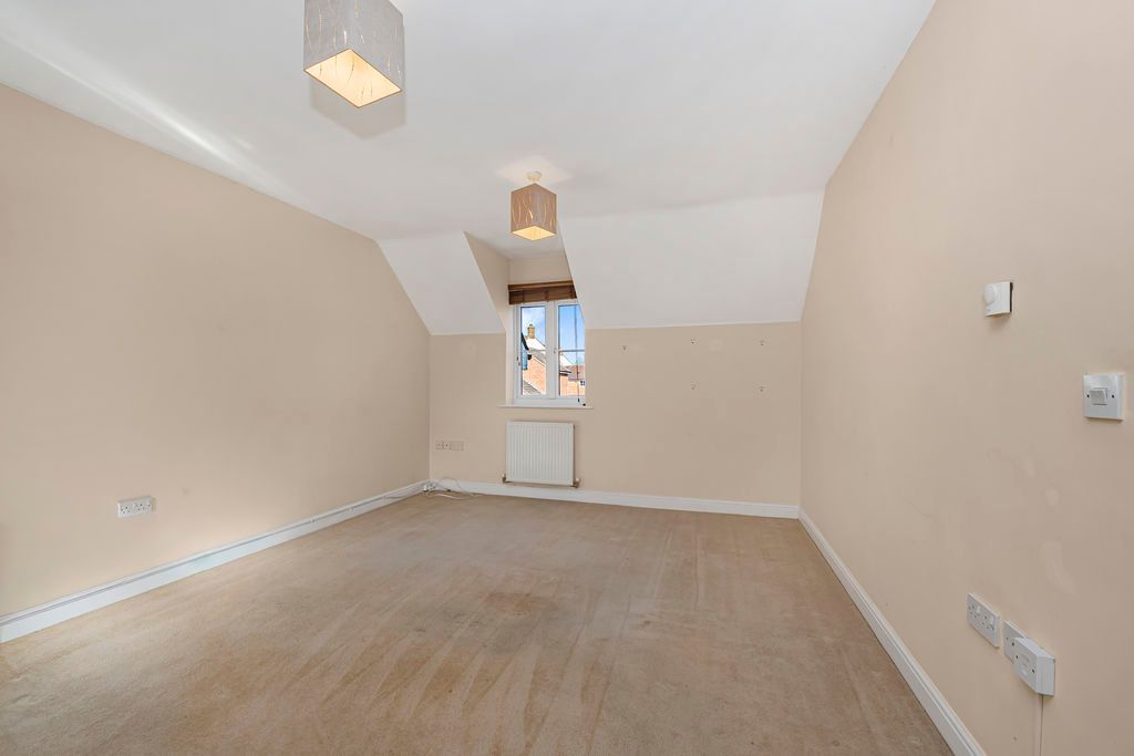 Property photo 3 of 11 Sitting/Dining/Kitchen