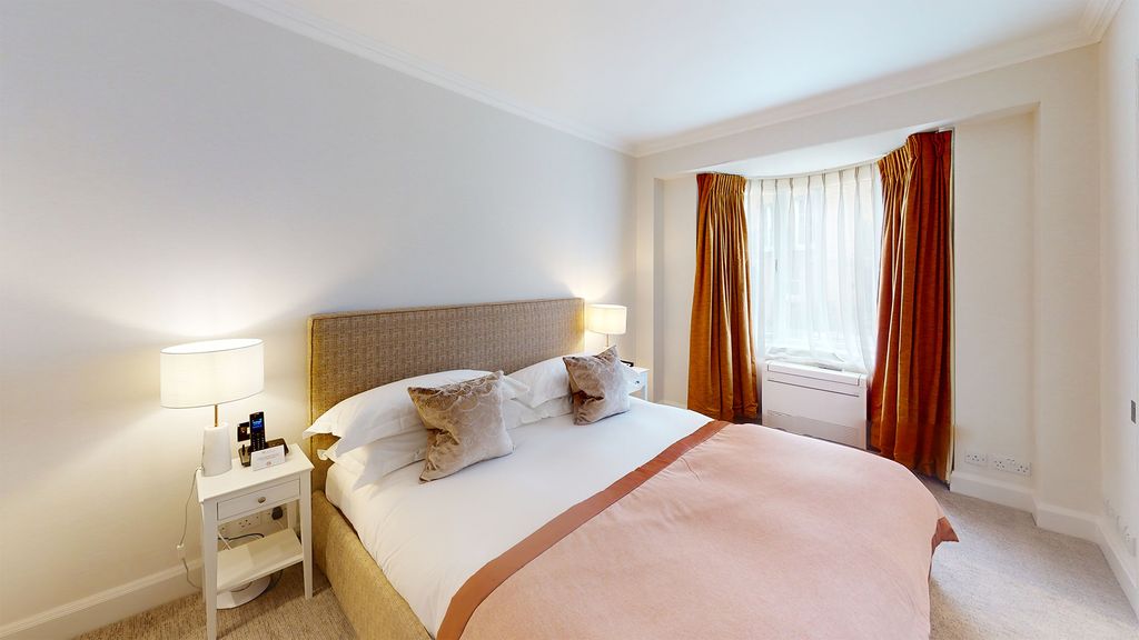 Property photo 1 of 4