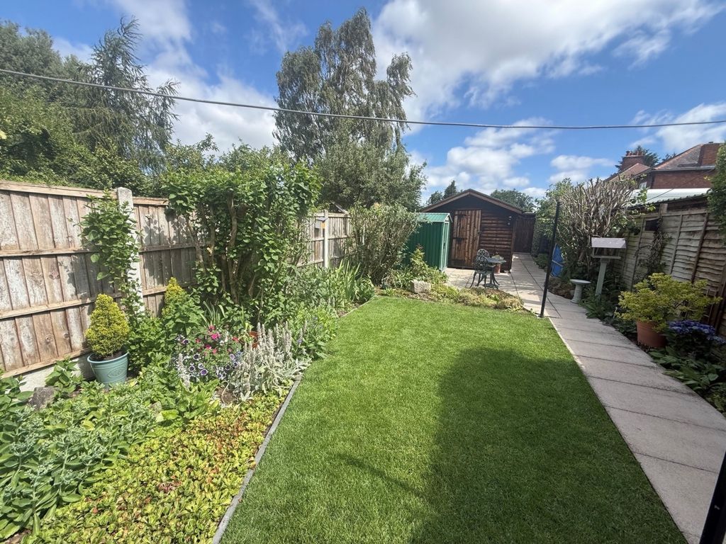 Property photo 3 of 25 Photo 30