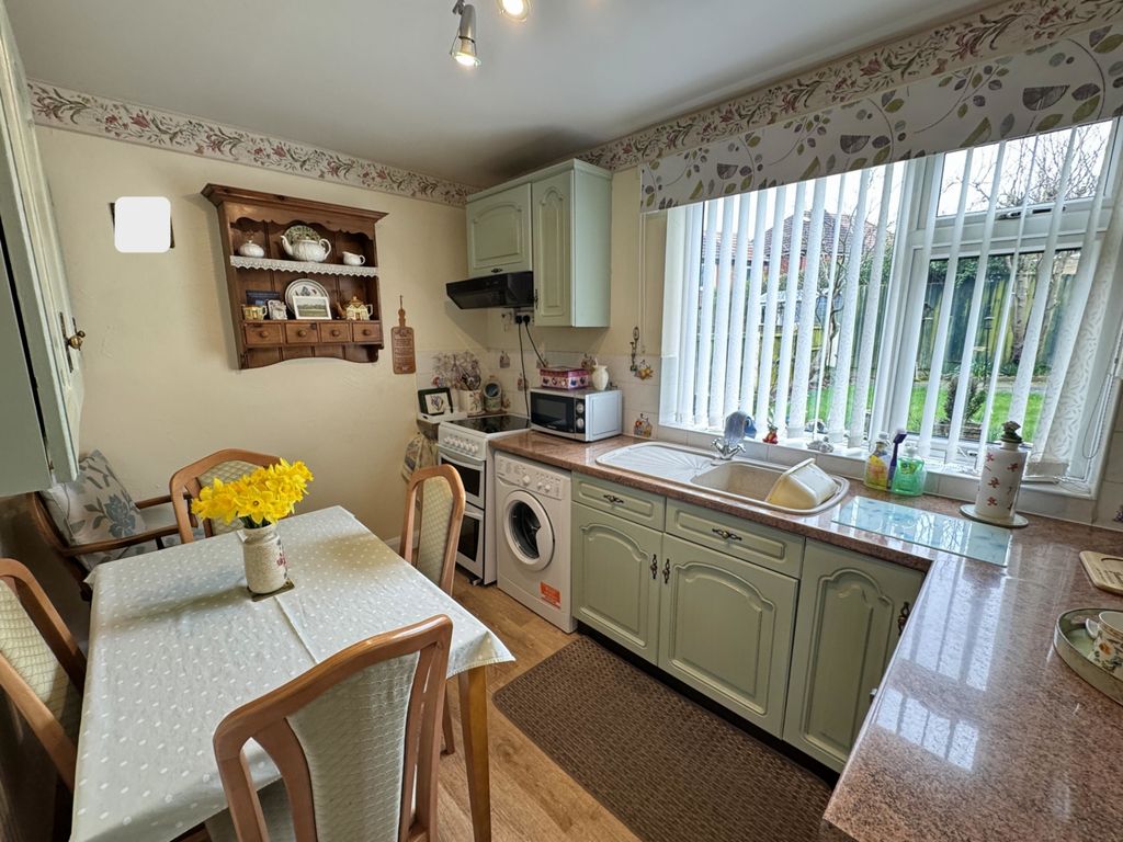 Property photo 2 of 11 Photo 7