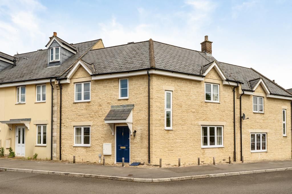 Property photo 1 of 16 External