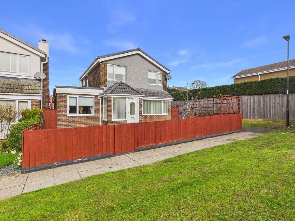Property photo 1 of 16 External